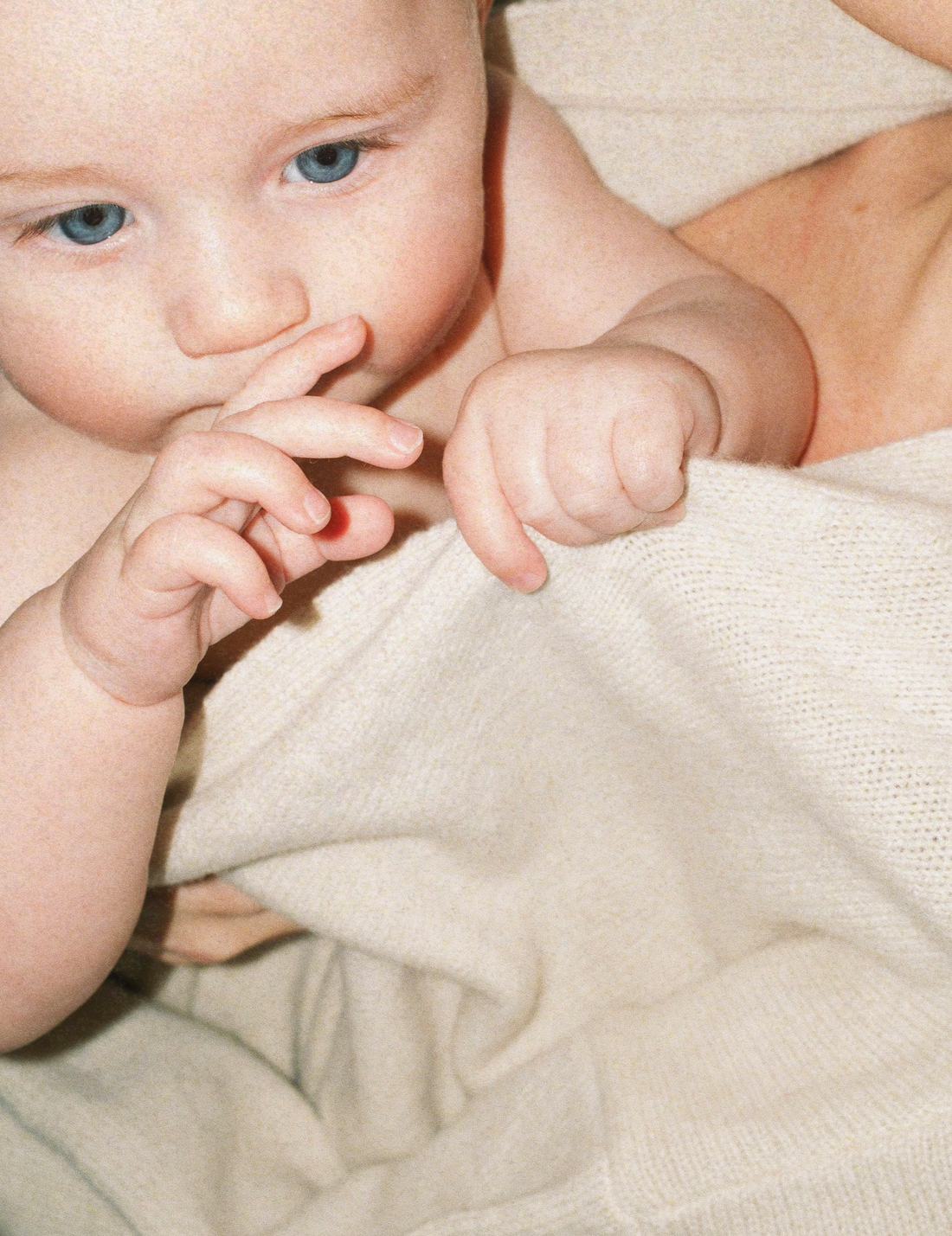 Merino Cardigan · beige