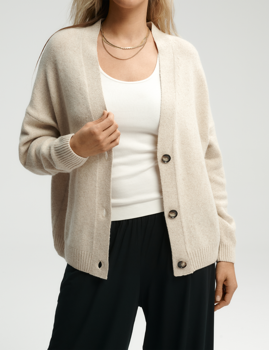 Merino Cardigan · beige