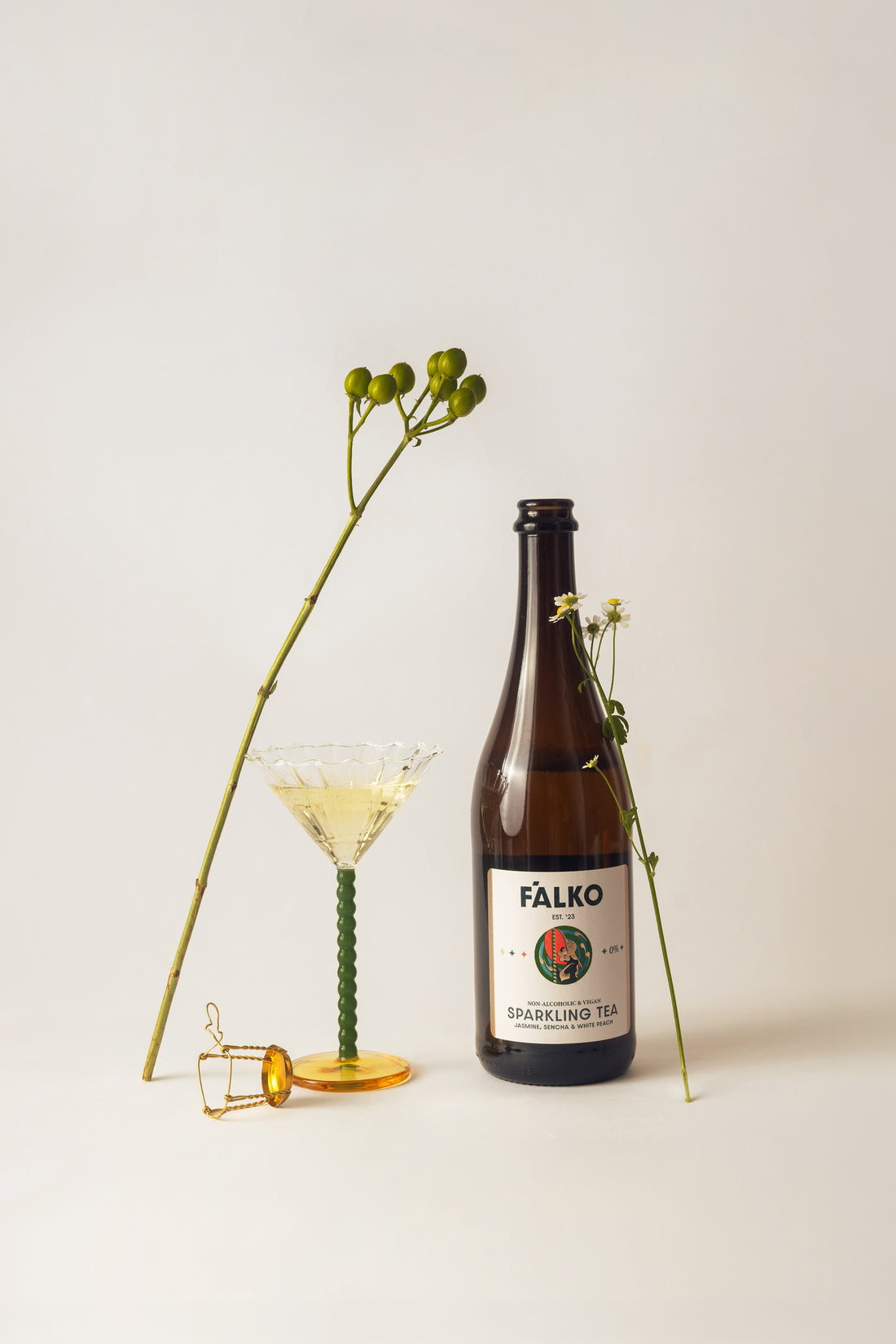 F'ALKO 750 ml · Sparkling Jasmine Tea 0,0%