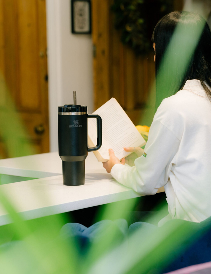 Stanley Quencher H2.O FlowState™ Tumbler · Black Tonal